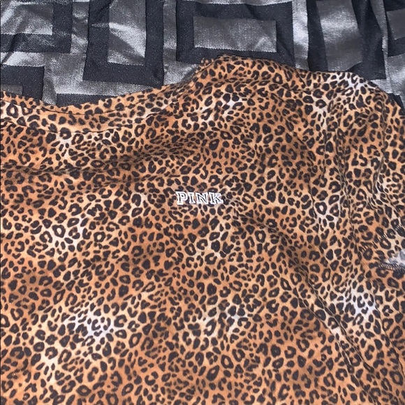 Short - Picture 2 of 4